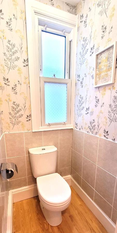 Hartoft St - 2 Bed Near River York Kültér fotó