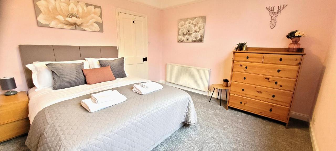 Hartoft St - 2 Bed Near River York Kültér fotó