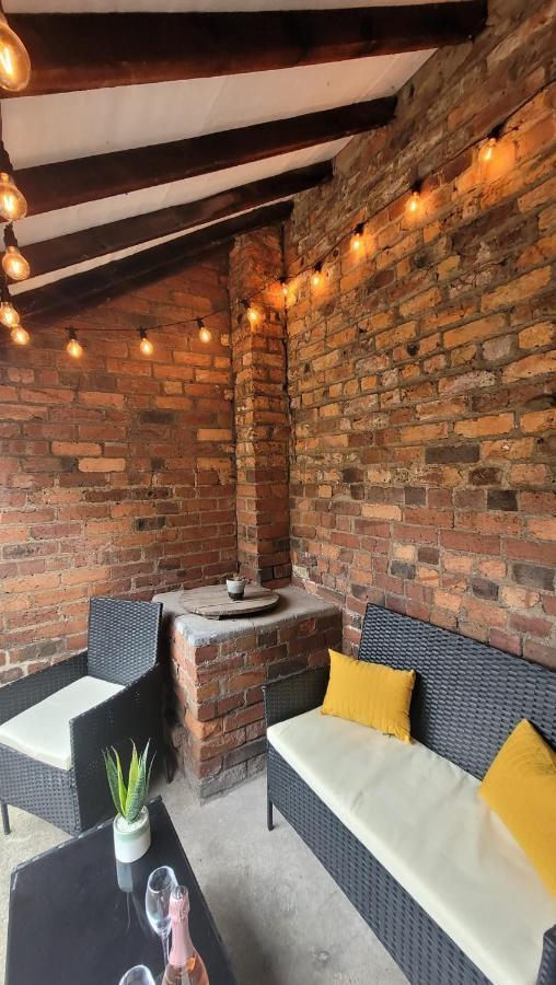 Hartoft St - 2 Bed Near River York Kültér fotó